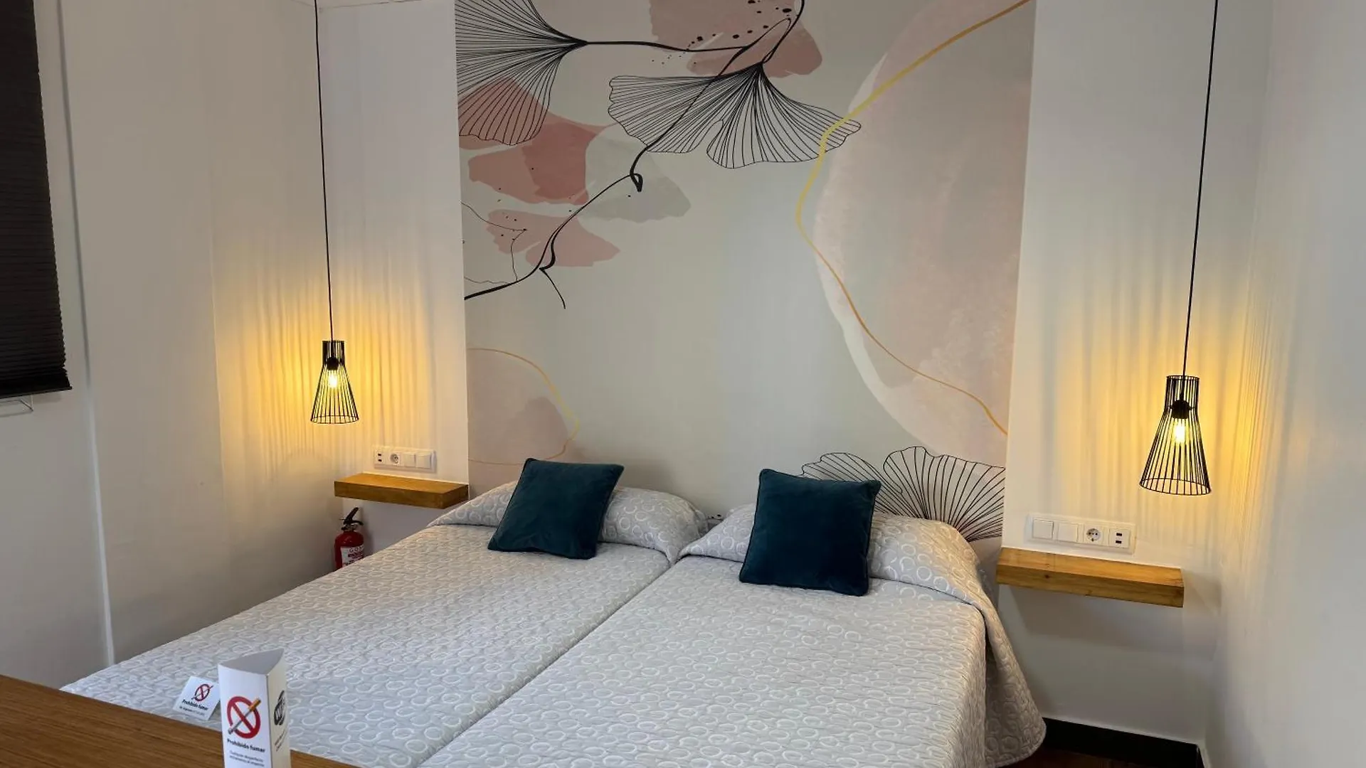 Pension Rovior Calafell Guest house