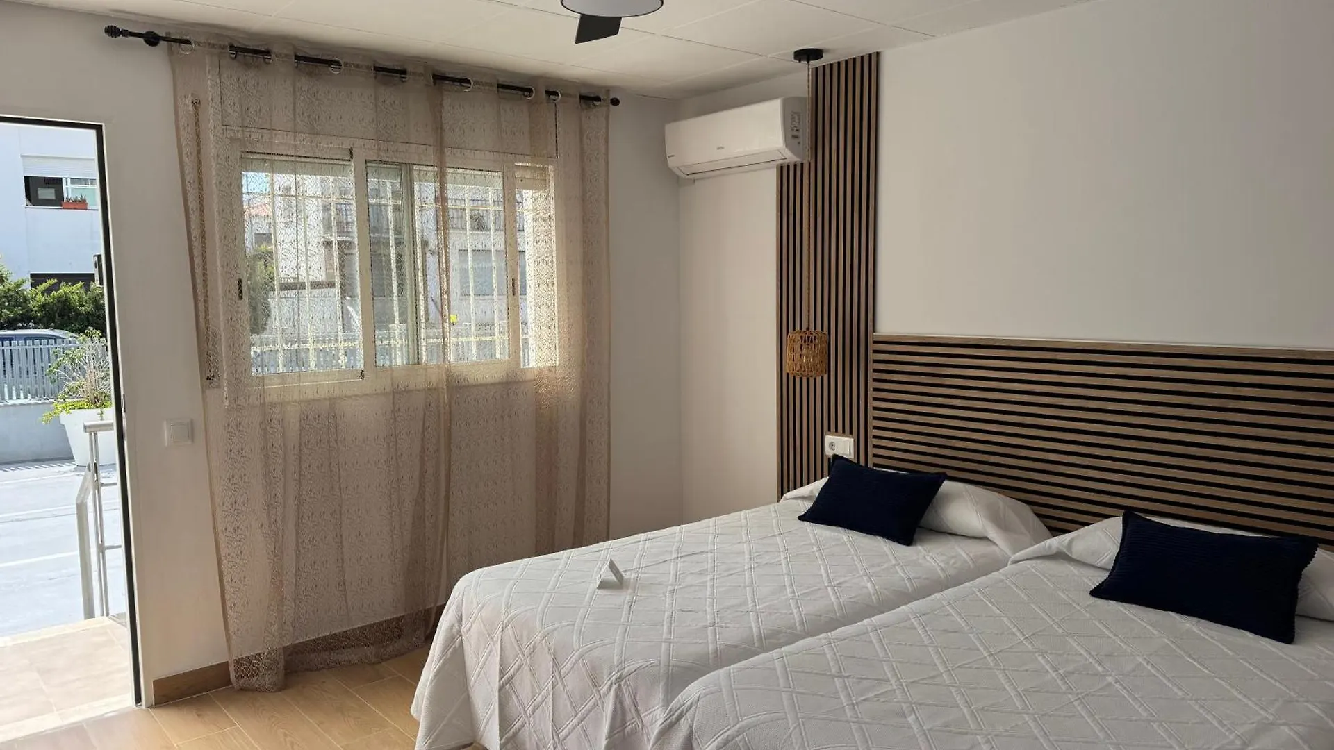 Pension Rovior カラフェル スペイン